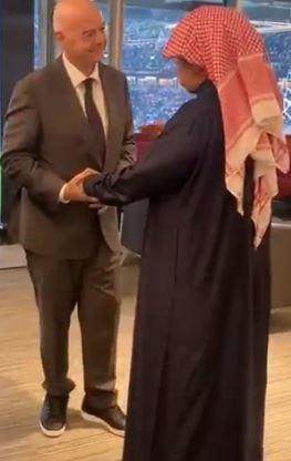 1736501808239086611.png 3尤瑟夫数天前在法国超级杯赛于多哈进行时会晤了国际足联主席因凡蒂诺.png