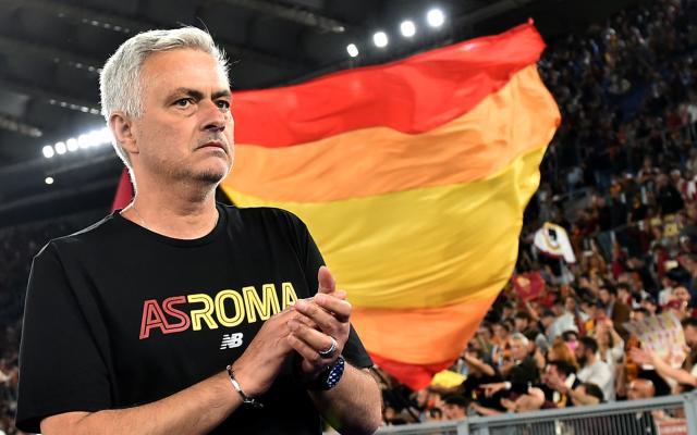 穆里尼奥赛季总结:一年探索试错,换回一个冠军